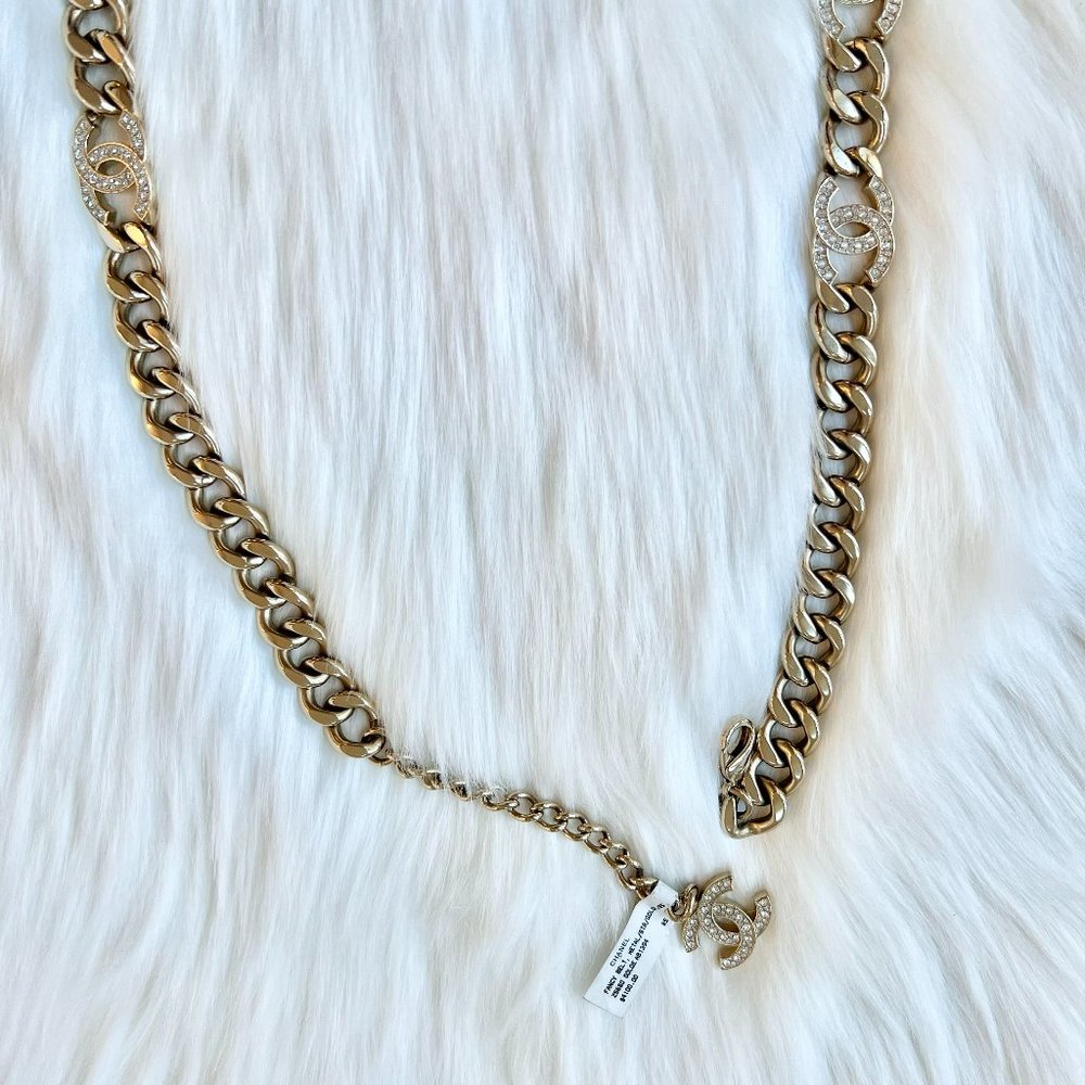 Chanel Women's Gold Belt / Mens Chain CC - Picture 9 of 12